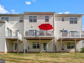 2302 Macis Circle, Warrington PA 18976