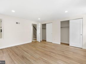 1124 E Dunton Street, Philadelphia PA 19123