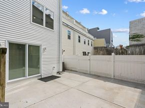 1124 E Dunton Street, Philadelphia PA 19123