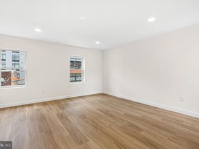 1124 E Dunton Street, Philadelphia PA 19123