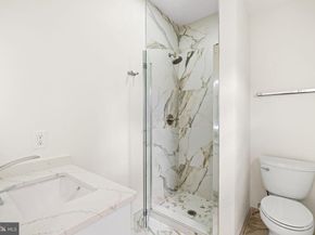 1124 E Dunton Street, Philadelphia PA 19123