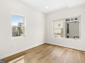 1124 E Dunton Street, Philadelphia PA 19123