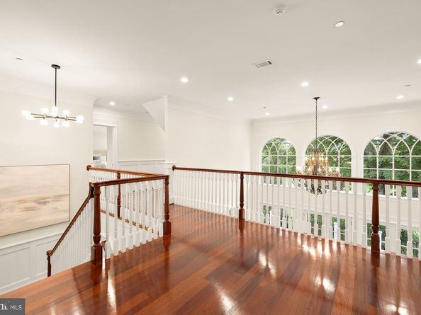 6412 Garnett Drive, Chevy Chase MD 20815