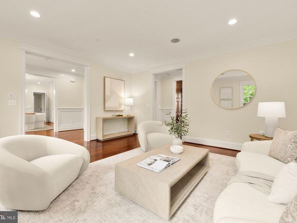 6412 Garnett Drive, Chevy Chase MD 20815