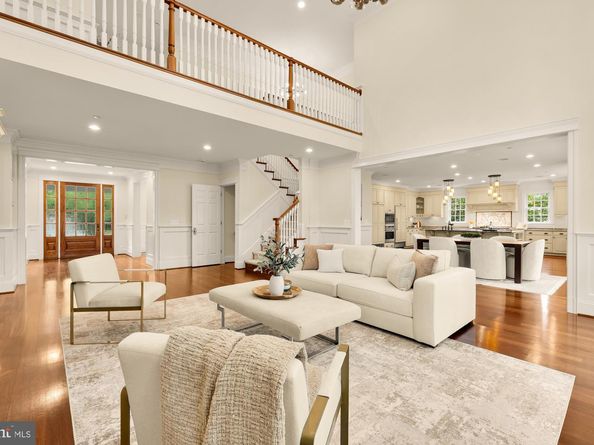 6412 Garnett Drive, Chevy Chase MD 20815