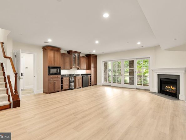6412 Garnett Drive, Chevy Chase MD 20815