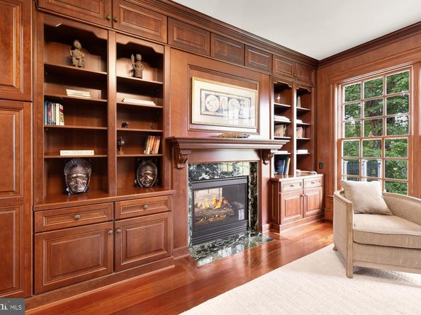 6412 Garnett Drive, Chevy Chase MD 20815