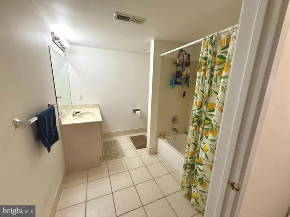 217 Louis Court K217, Philadelphia PA 19114
