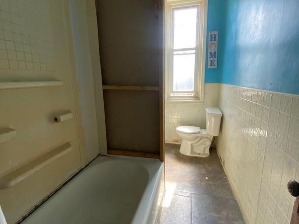 5718 Whitby Avenue, Philadelphia PA 19143