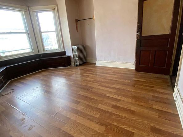 5718 Whitby Avenue, Philadelphia PA 19143