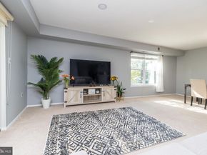 501 N Bethlehem Pike 13B, Ambler PA 19002