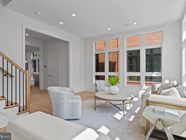 223 S Union Street, Alexandria VA 22314