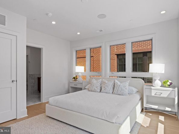 223 S Union Street, Alexandria VA 22314