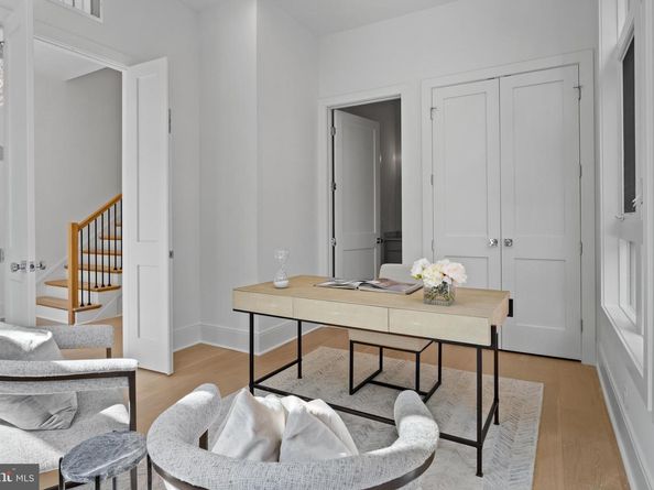 223 S Union Street, Alexandria VA 22314