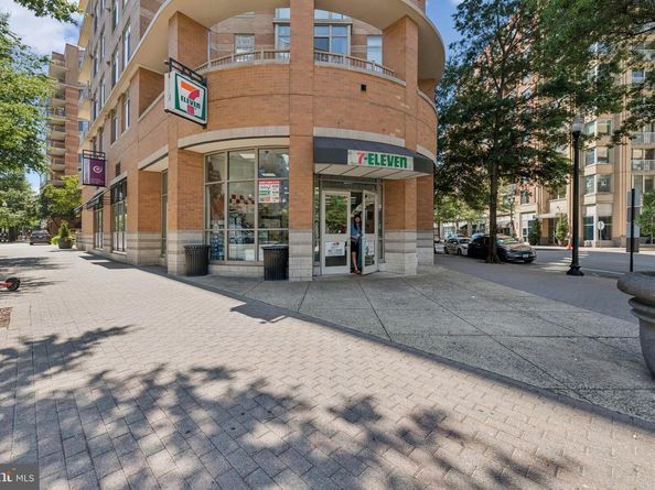 1020 N Highland Street 501, Arlington VA 22201