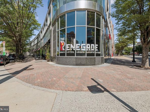1020 N Highland Street 501, Arlington VA 22201