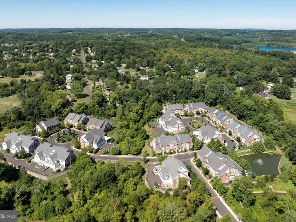 1 Rabbit Run Drive, New Hope PA 18938