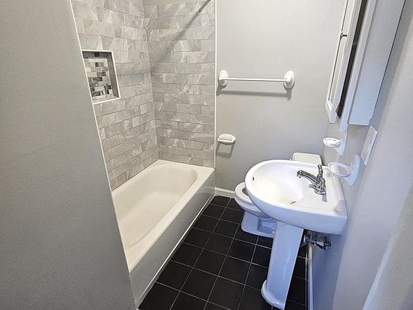 2319 Catharine Street, Philadelphia PA 19146