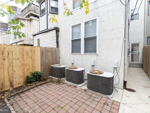 2319 Catharine Street, Philadelphia PA 19146