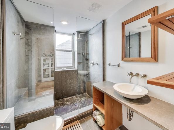 2370 Champlain Street NW 34, Washington DC 20009