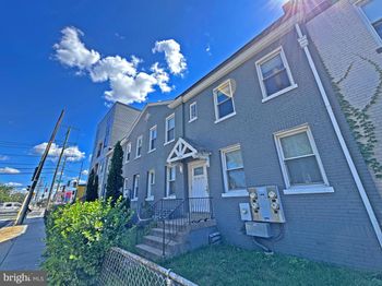 1719 West Virginia Avenue NE