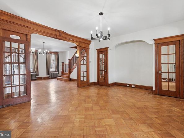 137 Jamestown Avenue, Philadelphia PA 19127