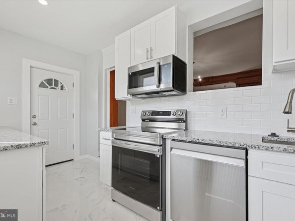 137 Jamestown Avenue, Philadelphia PA 19127