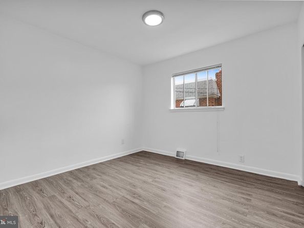7831 Lorna Drive, Philadelphia PA 19111