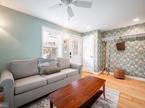 2444 S Oakland Street, Arlington VA 22206