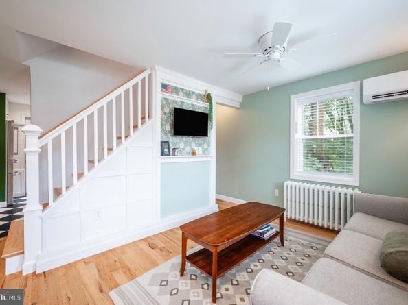 2444 S Oakland Street, Arlington VA 22206