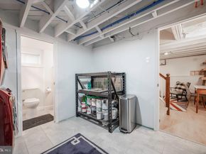 2444 S Oakland Street, Arlington VA 22206