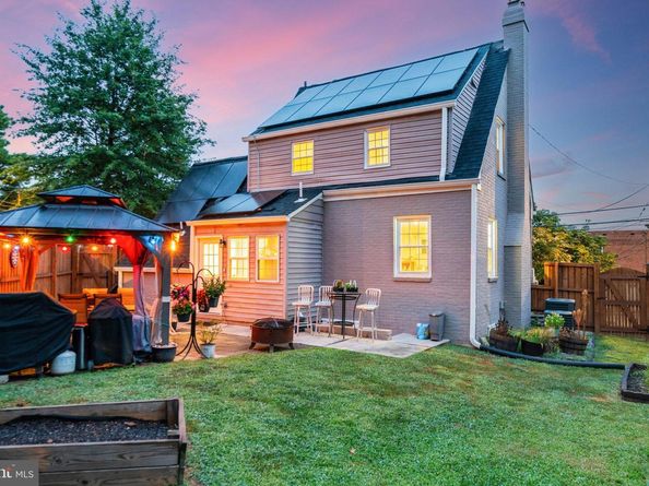 2410 21st Place NE, Washington DC 20018