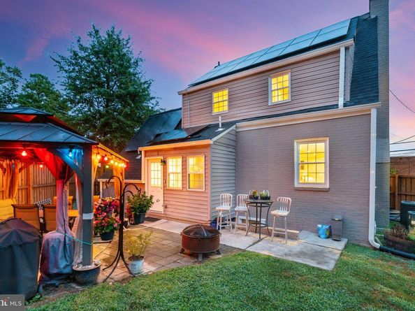 2410 21st Place NE, Washington DC 20018