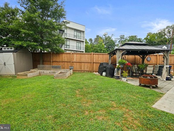 2410 21st Place NE, Washington DC 20018