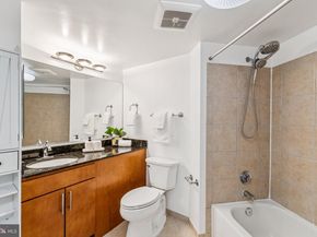 915 E Street NW 309, Washington DC 20004