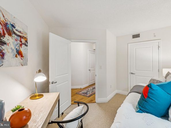 915 E Street NW 309, Washington DC 20004