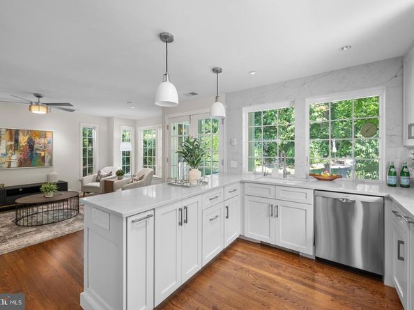3915 47TH Street NW, Washington DC 20016