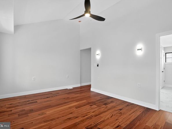 1300 S 6TH Street, Philadelphia PA 19147