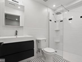 1300 S 6TH Street, Philadelphia PA 19147