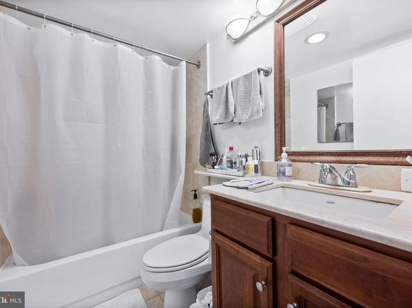 2311 M Street NW 904, Washington DC 20037