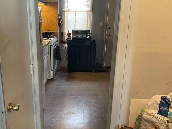 5122 Glenloch Street, Philadelphia PA 19124