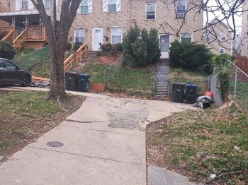 218 57TH Place NE