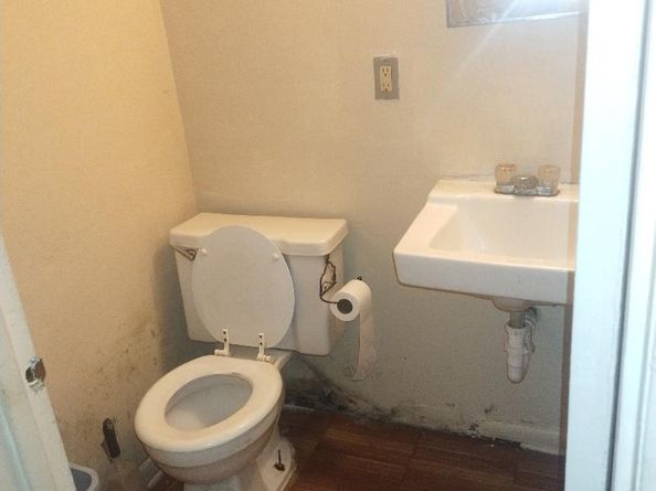 218 57TH Place NE, Washington DC 20019