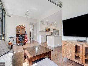 2000 Clarendon Boulevard 307, Arlington VA 22201