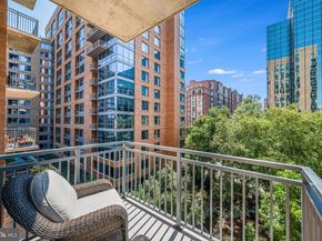 2000 Clarendon Boulevard 307, Arlington VA 22201