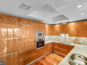 1881 N Nash Street 1706, Arlington VA 22209