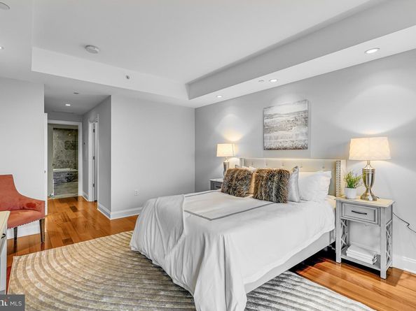 1881 N Nash Street 1706, Arlington VA 22209
