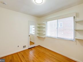 6159 1st Place NE, Washington DC 20011