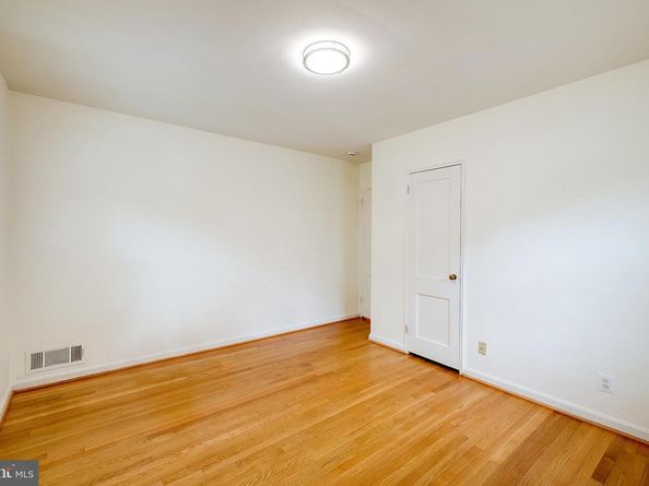6159 1st Place NE, Washington DC 20011