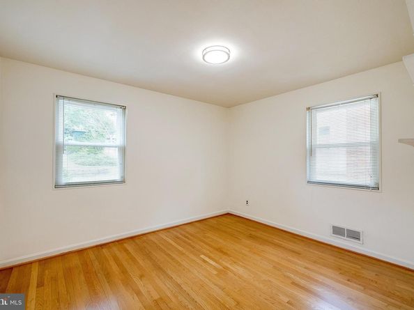 6159 1st Place NE, Washington DC 20011